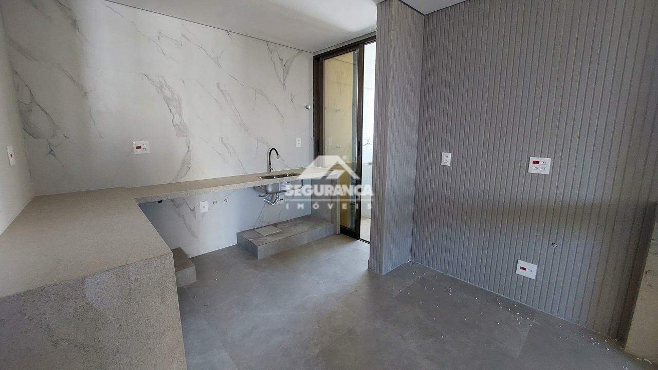 Apartamento para aluguel no Esplanada: COZINHA