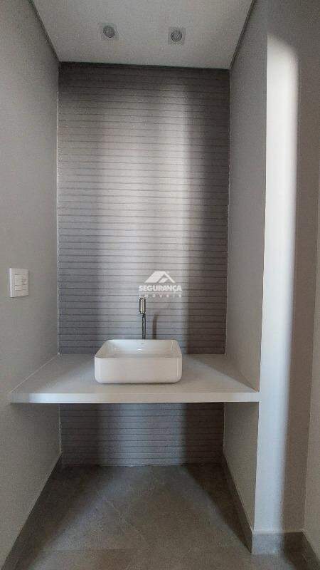 Apartamento para aluguel no Esplanada: BANHEIRO SEMI SUÍTE