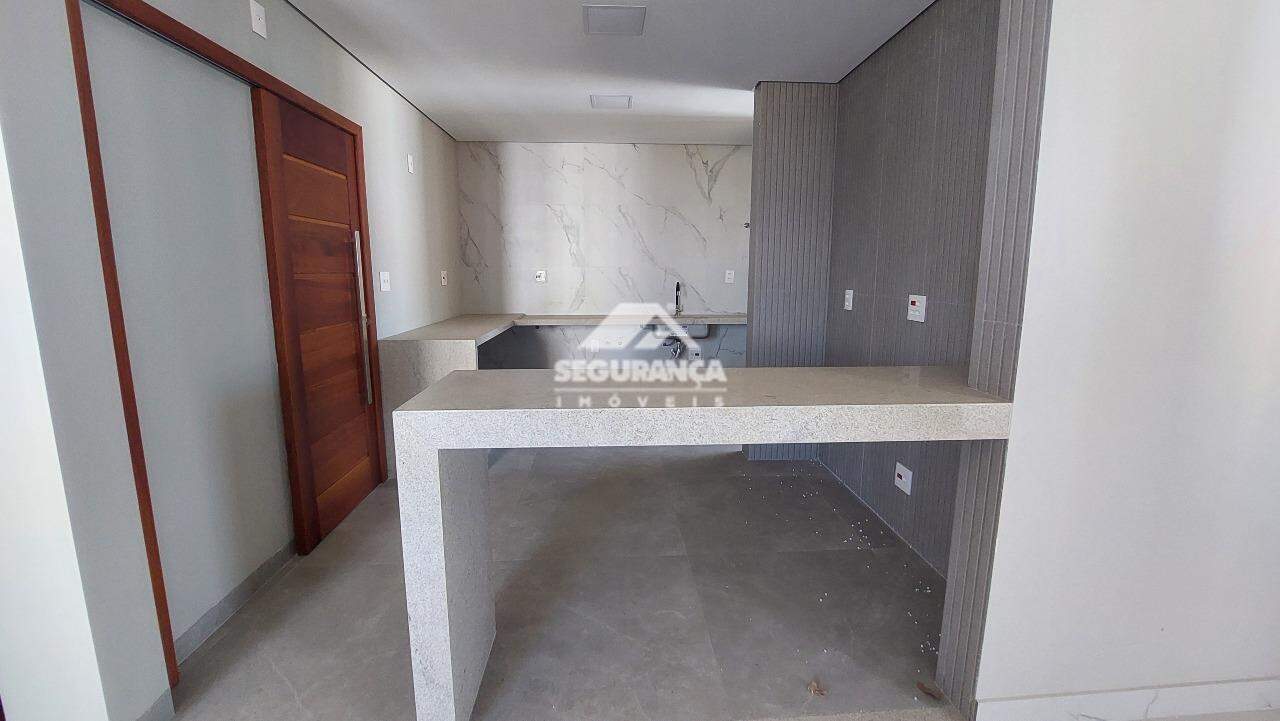 Apartamento para aluguel no Esplanada: COZINHA