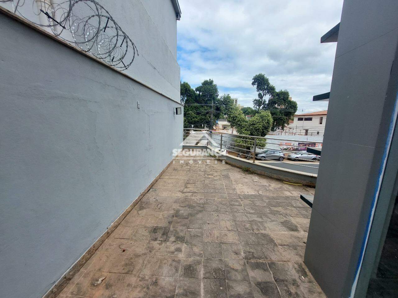 Sala para aluguel no Centro: VARANDA