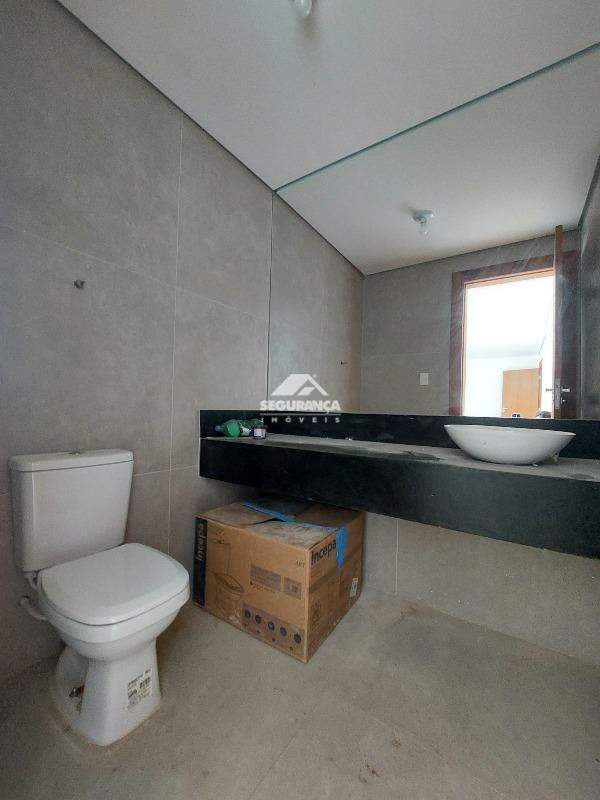 Sala para aluguel no Centro: BANHEIRO (1)