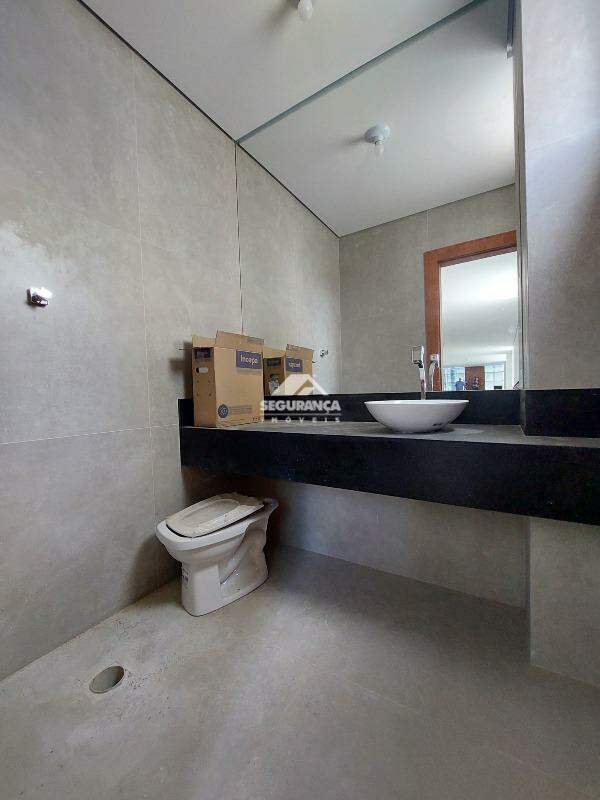 Sala para aluguel no Centro: BANHEIRO SOCIAL (1)