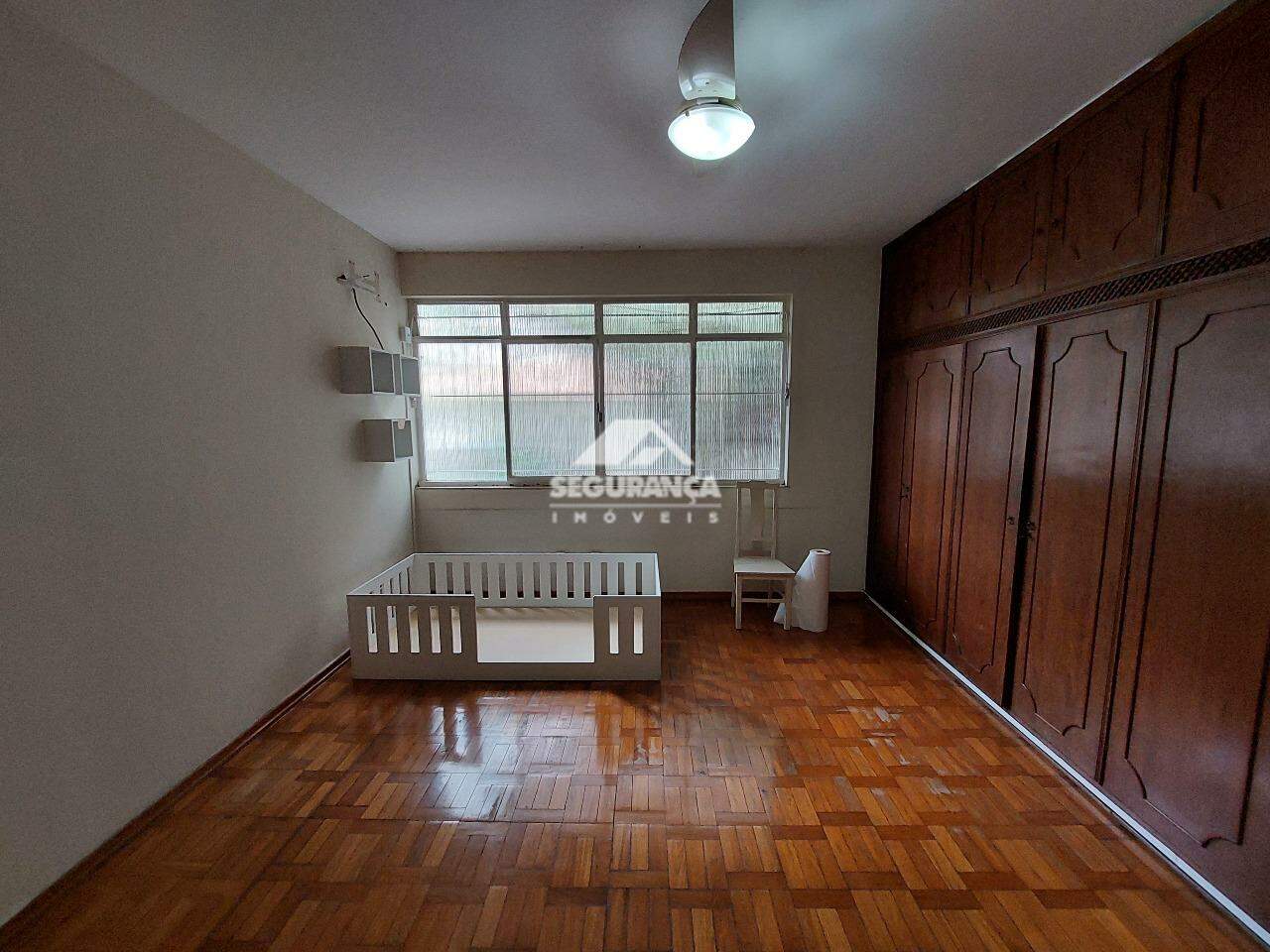 Casa para aluguel no Esplanada: QUARTO (2)