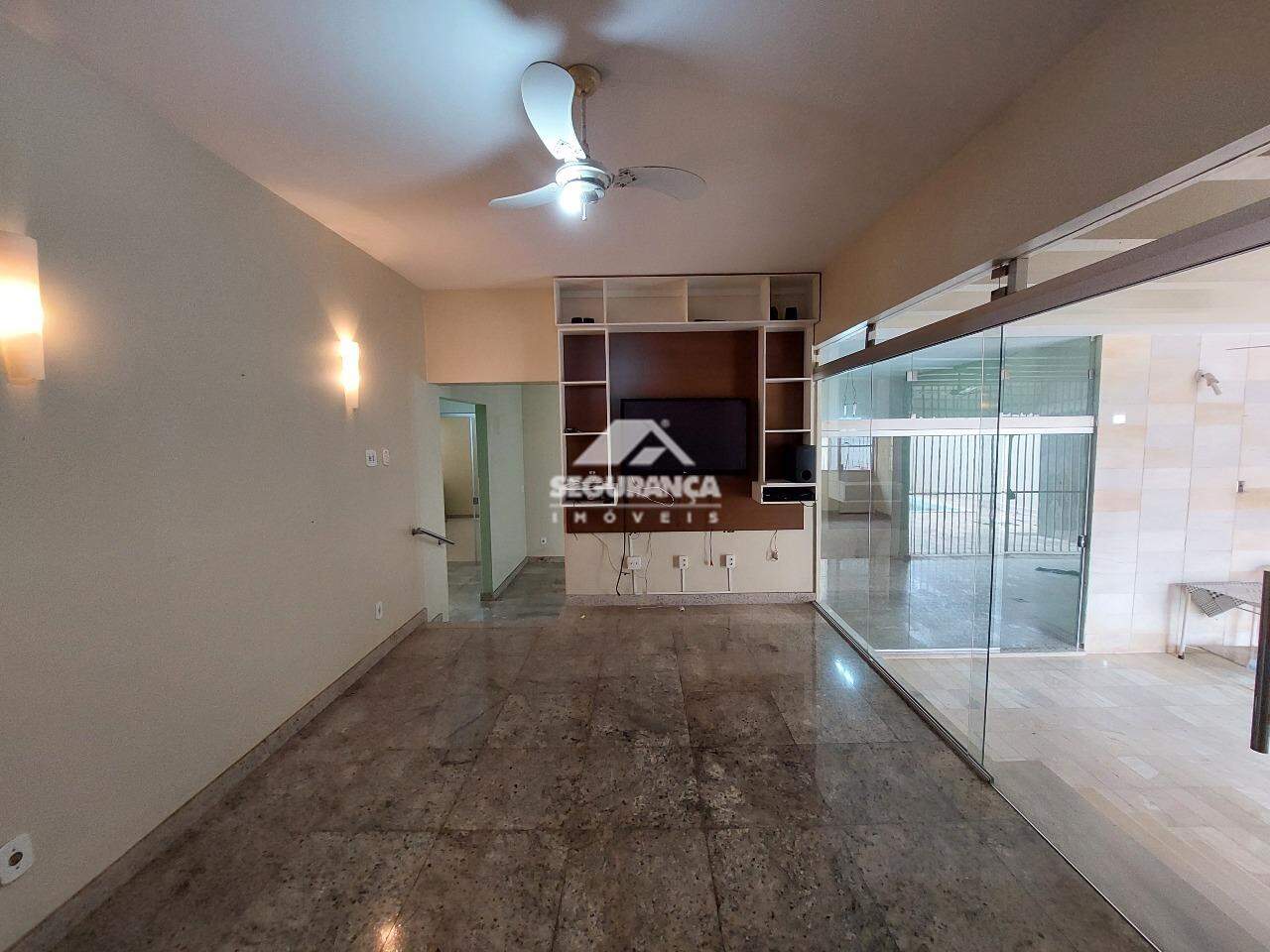 Casa para aluguel no Esplanada: SALA DE TV