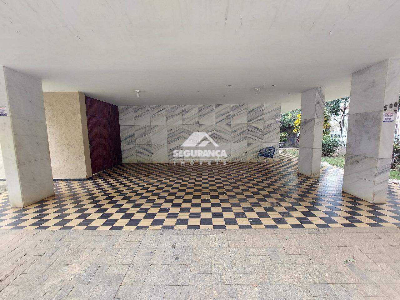 Casa para aluguel no Esplanada: GARAGEM