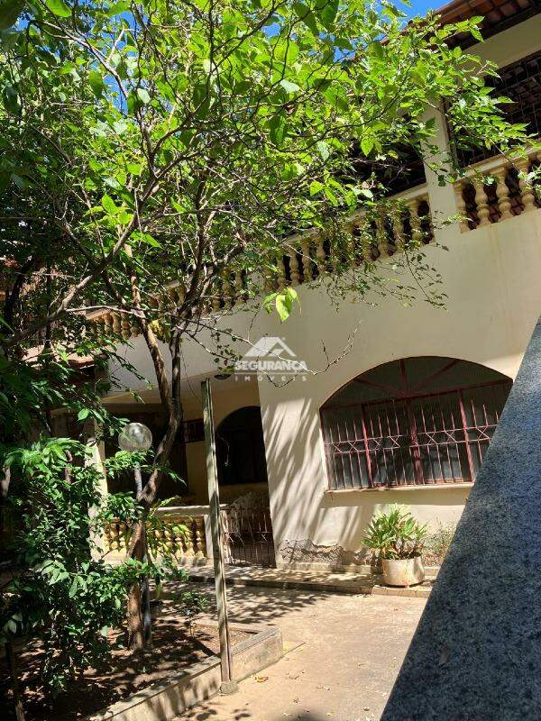 Casa à venda no GRA DUQUESA: 