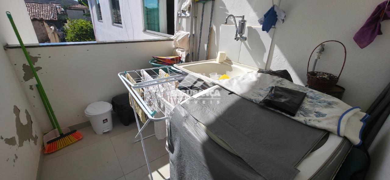 Casa à venda no Elvamar: 