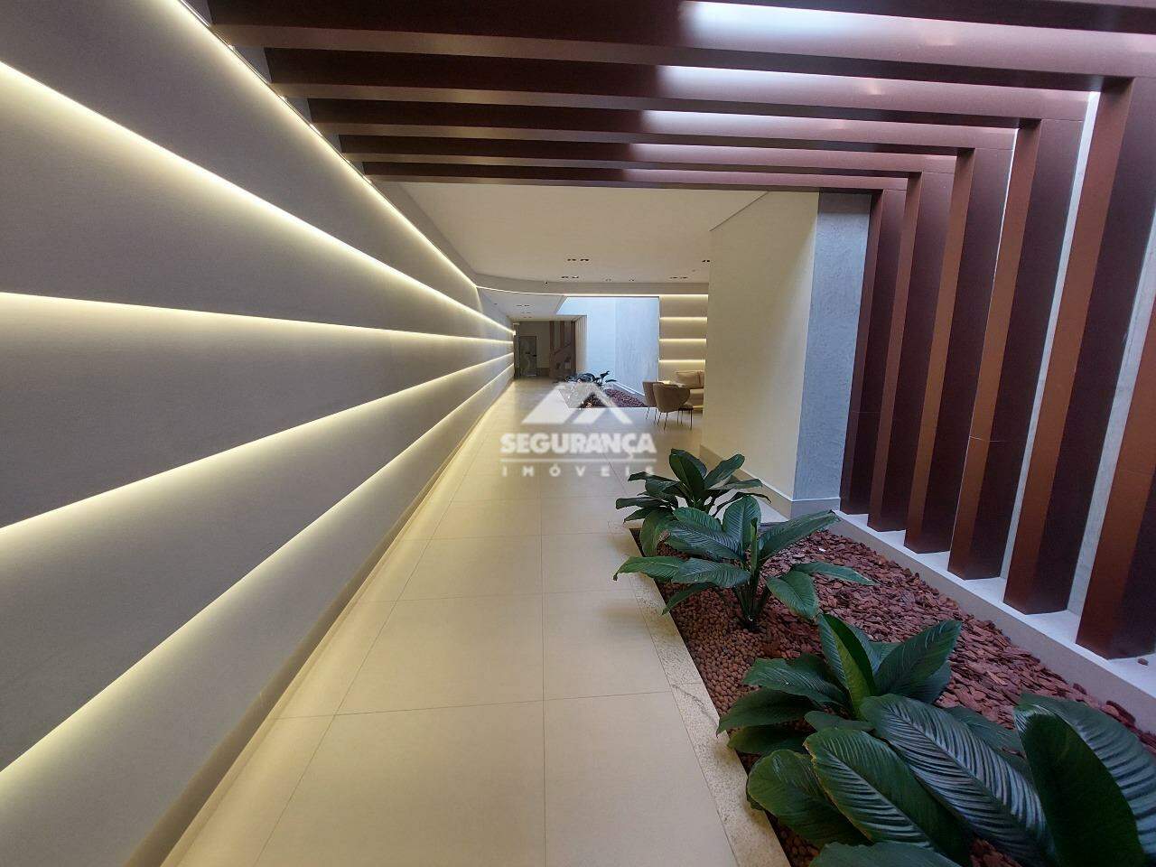 Apartamento para aluguel no ESPLANADINHA: HALL DE ACESSO AO PRÉDIO 