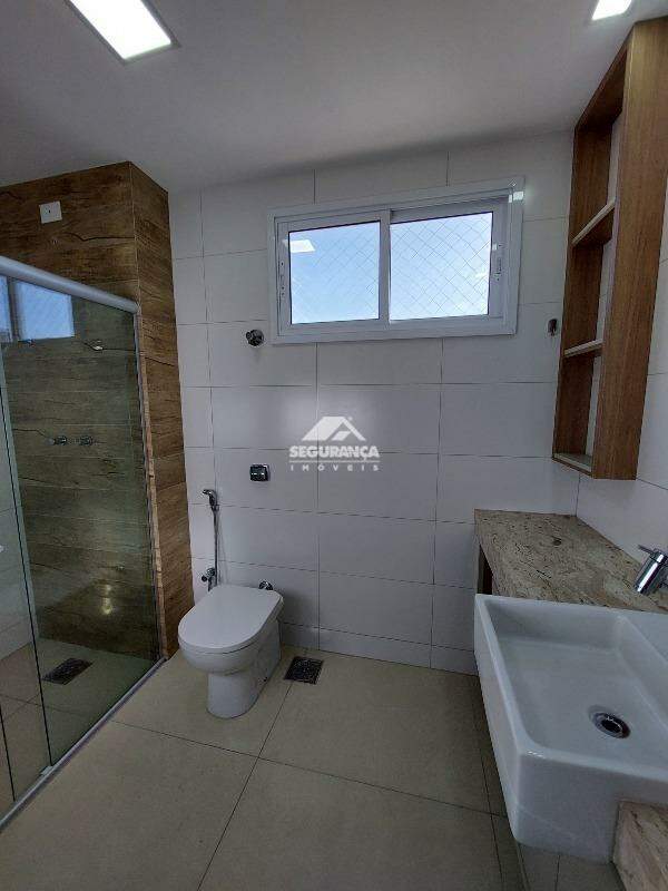 Apartamento para aluguel no Esplanada: BANHEIRO SOCIAL (1)