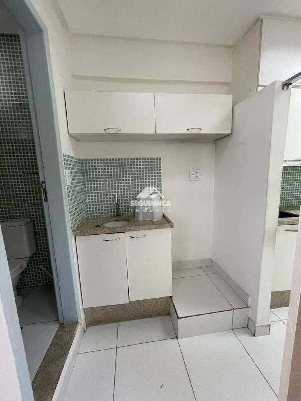 Sala à venda no Centro: 