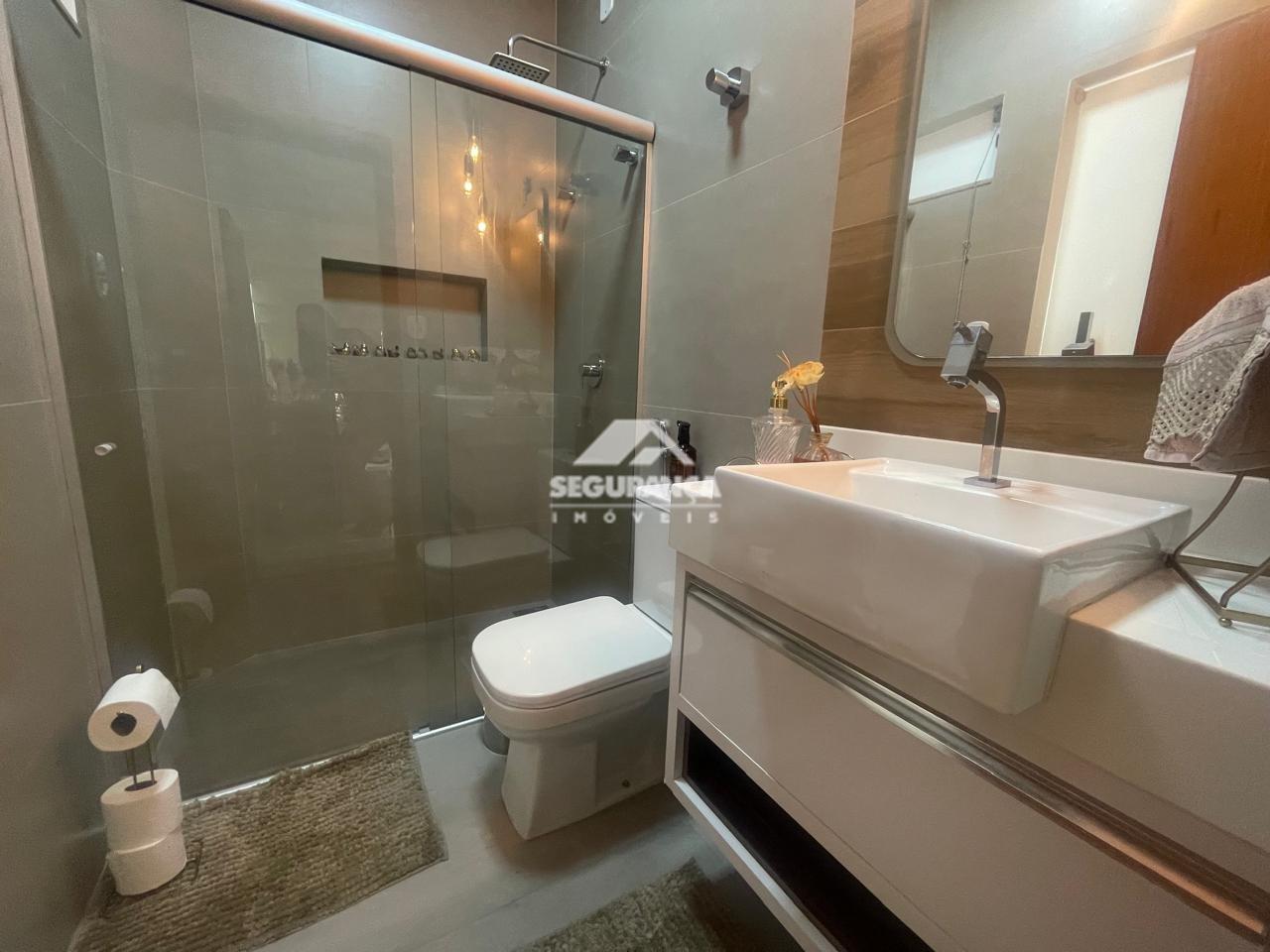 Casa à venda no SANTO AGOSTINHO: 