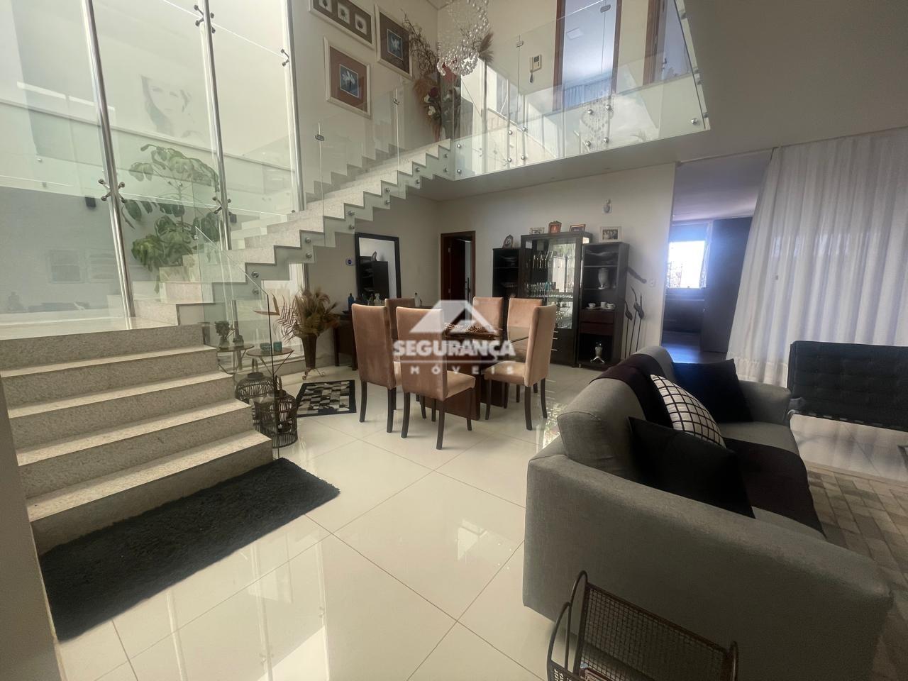 Casa à venda no SANTO AGOSTINHO: 