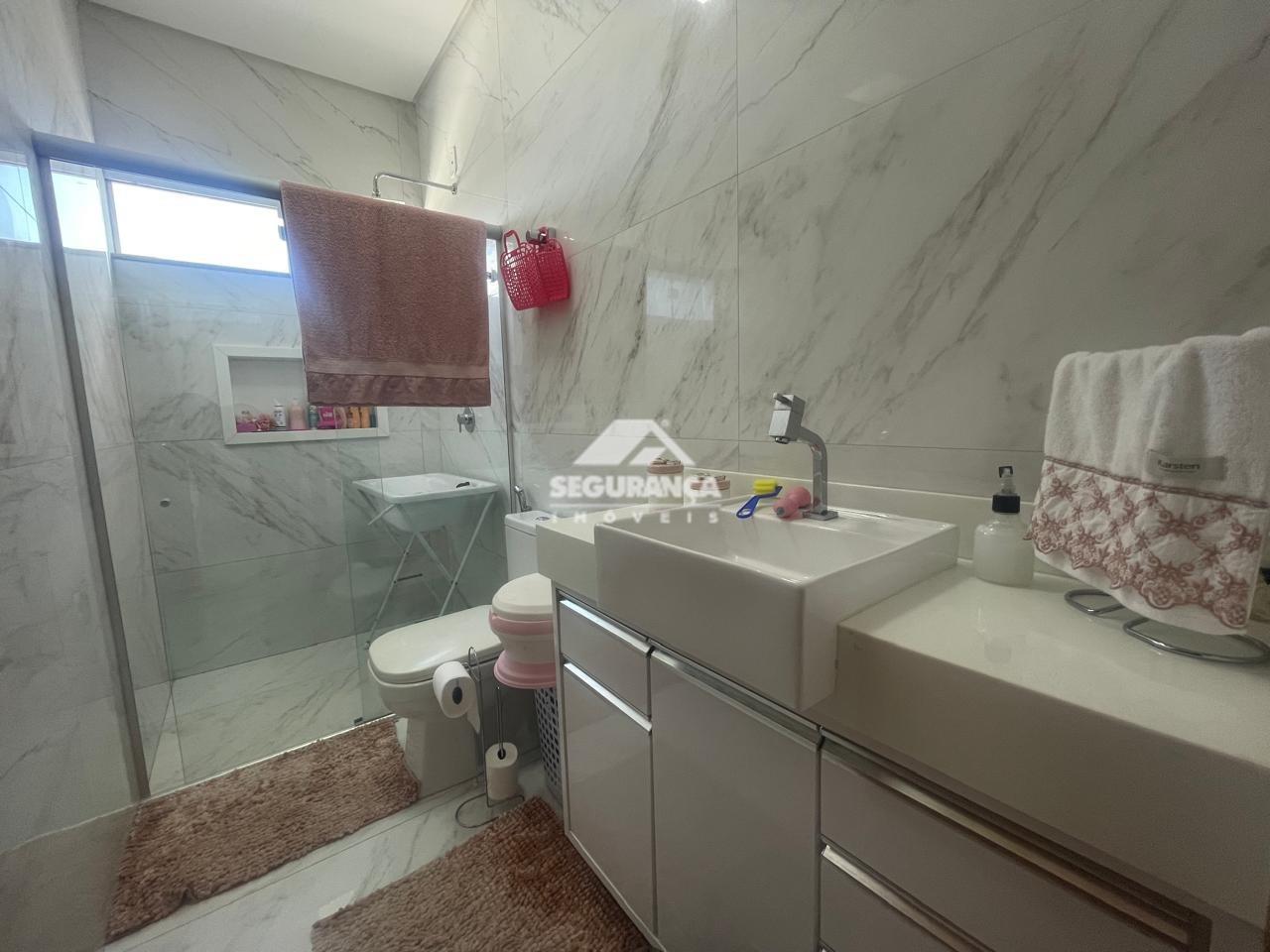 Casa à venda no SANTO AGOSTINHO: 