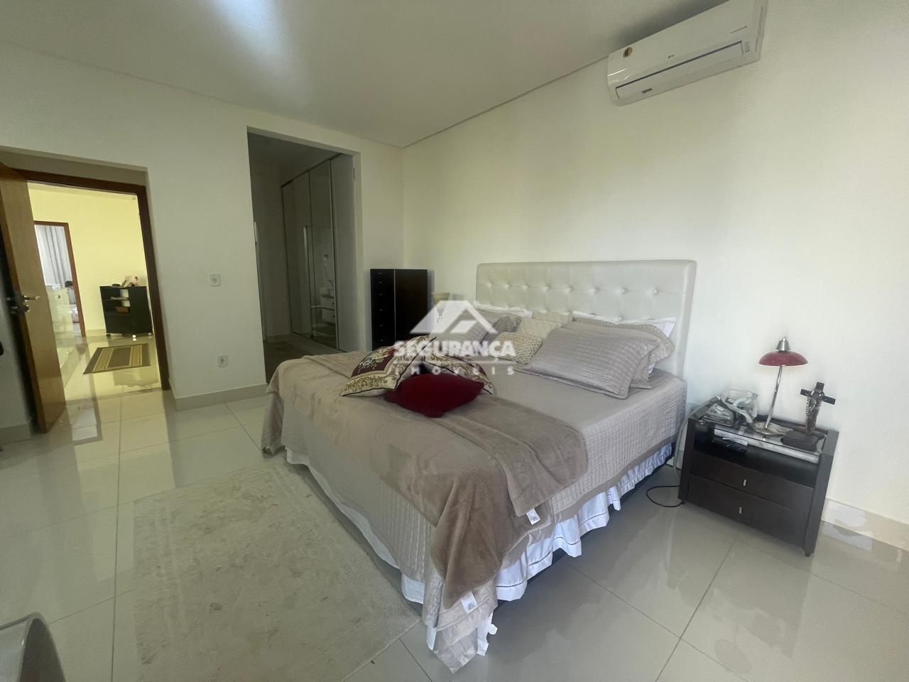 Casa à venda no SANTO AGOSTINHO: 