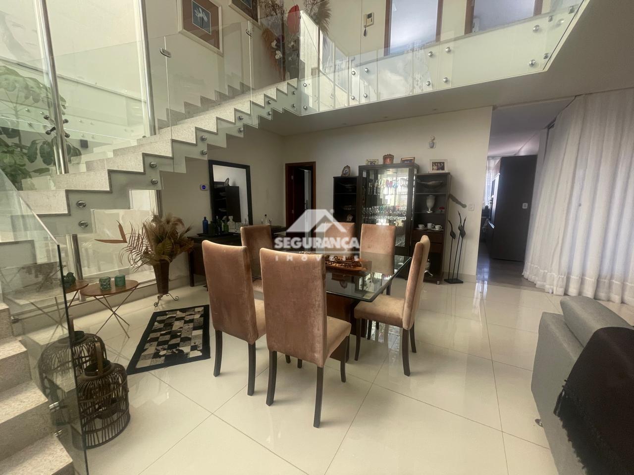 Casa à venda no SANTO AGOSTINHO: 