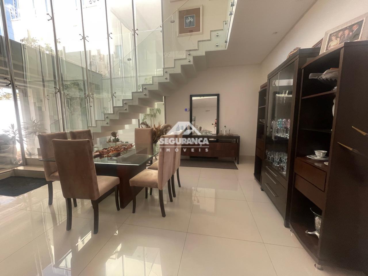 Casa à venda no SANTO AGOSTINHO: 