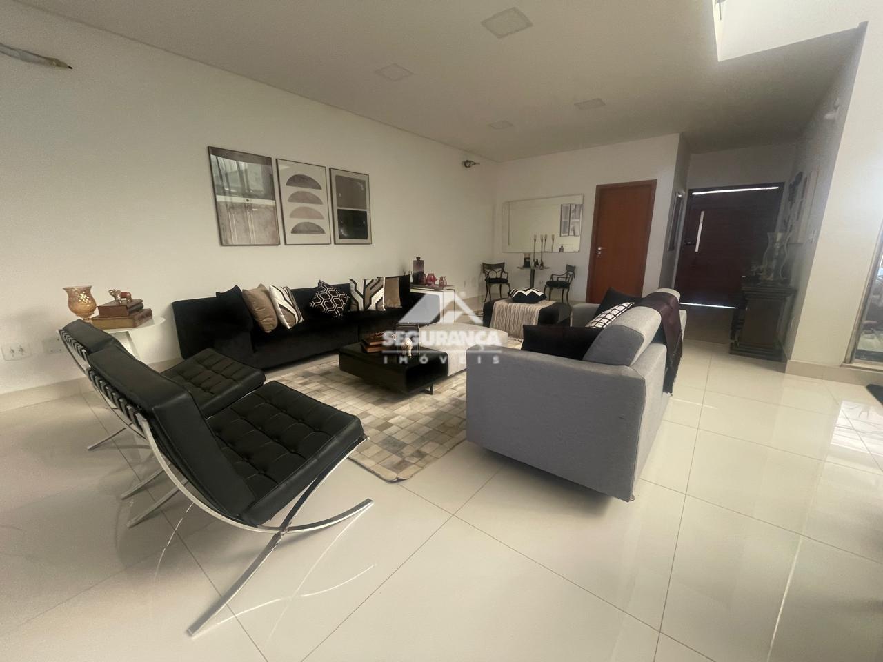 Casa à venda no SANTO AGOSTINHO: 