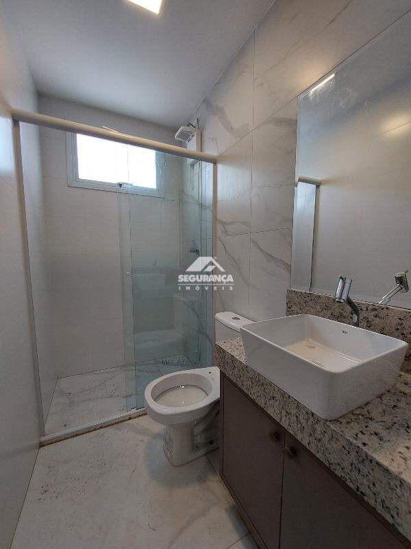 Apartamento para aluguel no ESPLANADINHA: BANHEIRO SUÍTE 