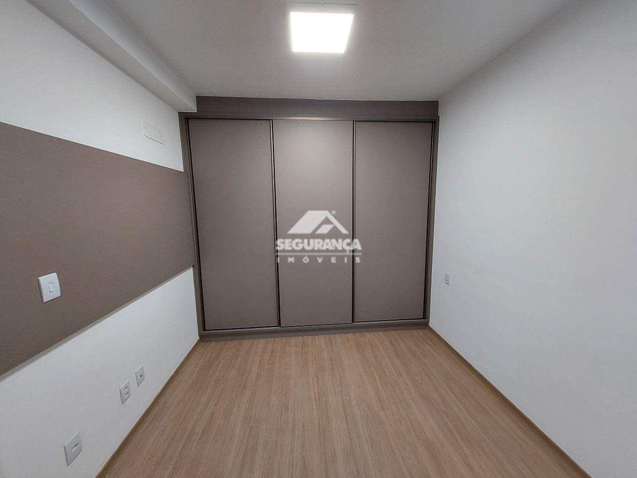 Apartamento para aluguel no ESPLANADINHA: SUÍTE 
