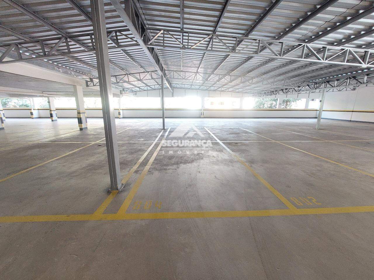 Apartamento para aluguel no ESPLANADINHA: GARAGEM