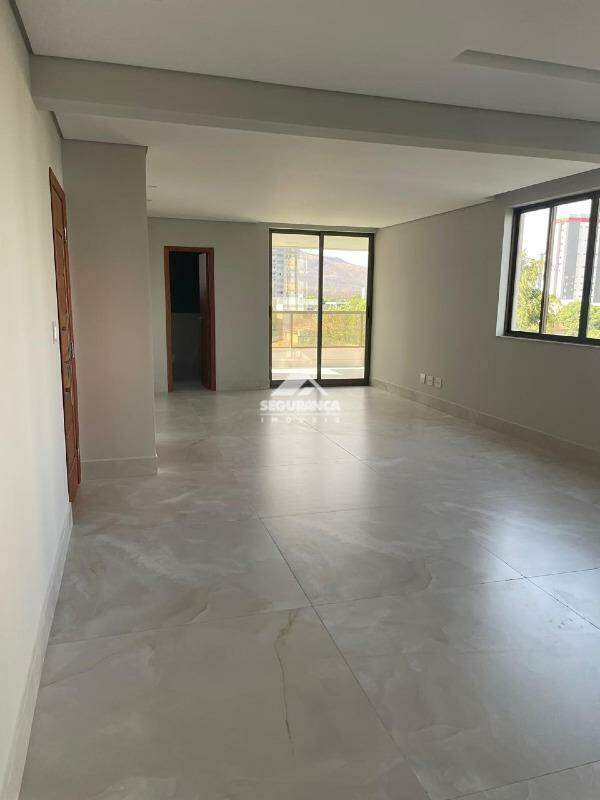Apartamento à venda no Esplanada: