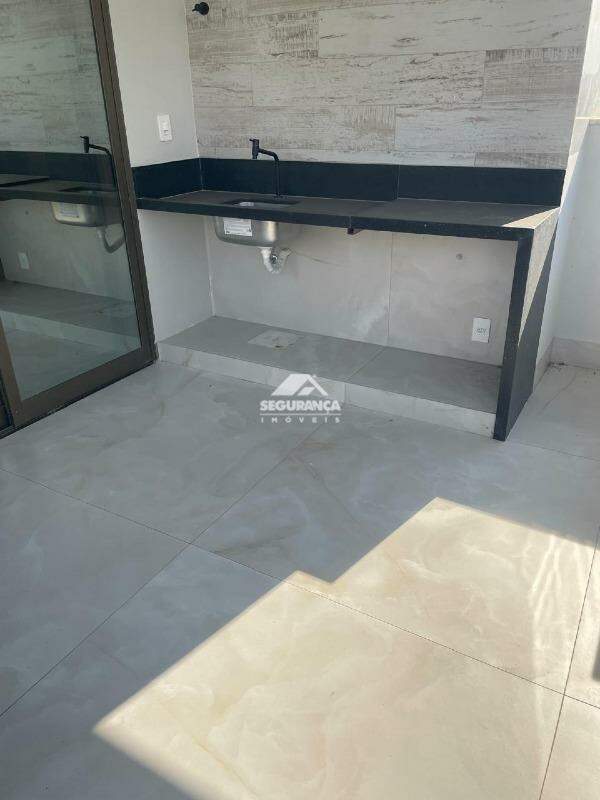 Apartamento à venda no Esplanada: