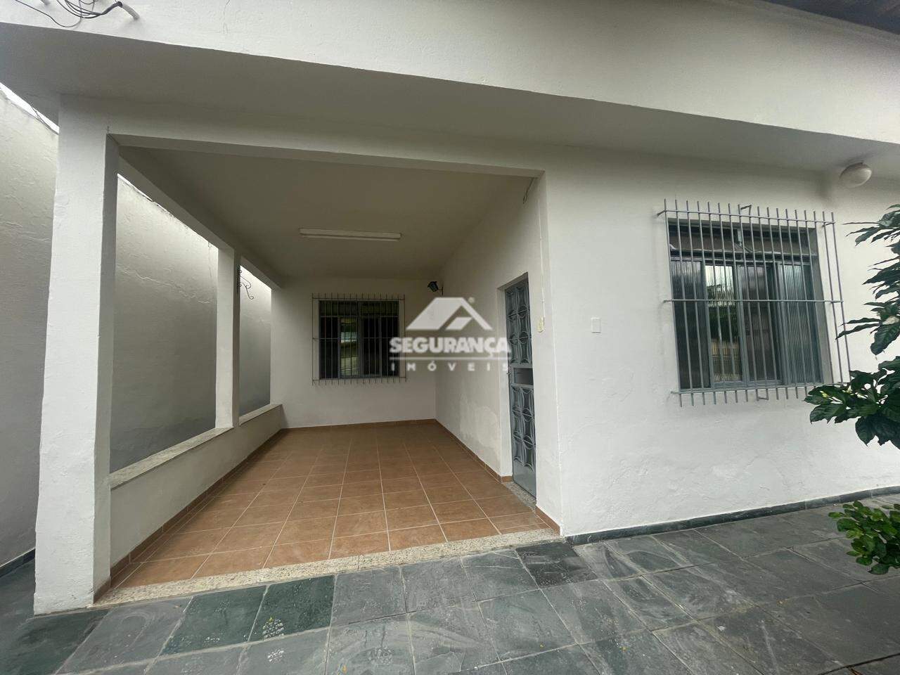 Casa à venda no GRA DUQUESA: 