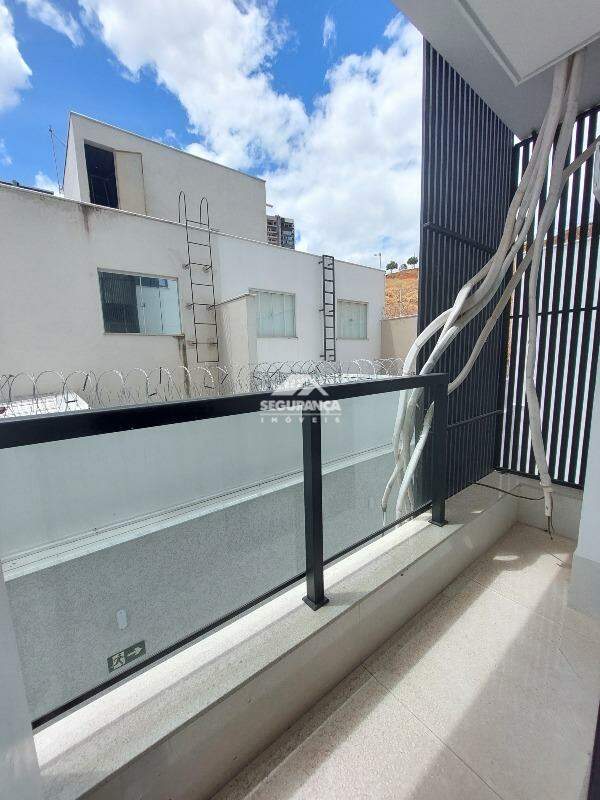 Apartamento para aluguel no LAGOA SANTA II: SACADA