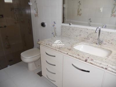 Apartamento à venda no Esplanada: BANHEIRO SUÍTE 