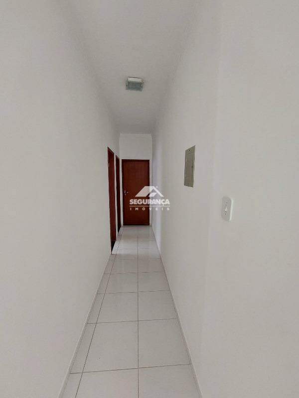 Casa à venda no SANTOS DUMONT: HALL