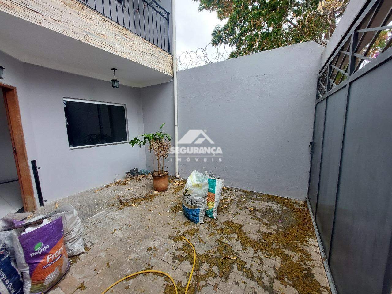 Casa à venda no SANTOS DUMONT: GARAGEM