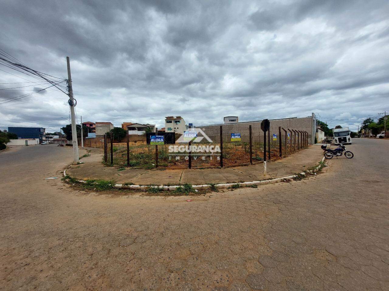 Lote para aluguel no VALE DO SOL II: FACHADA