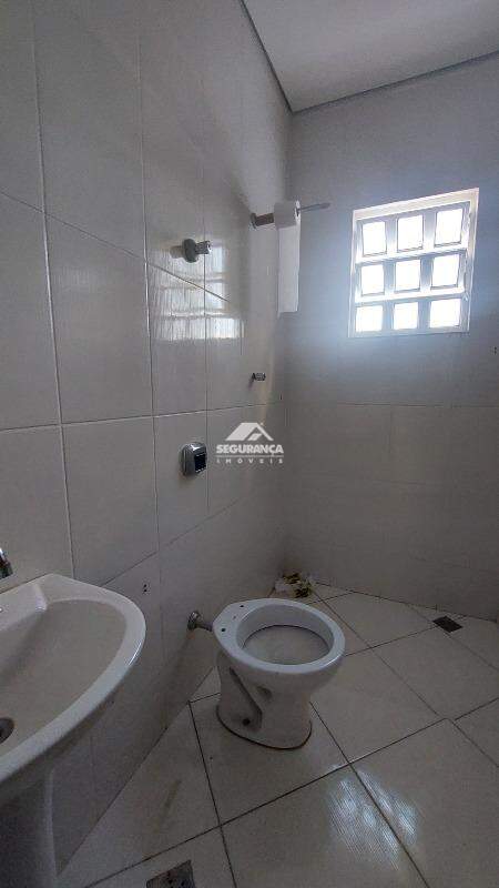 Conjunto de Salas para aluguel no VILA BRETAS: BANHEIRO (2)