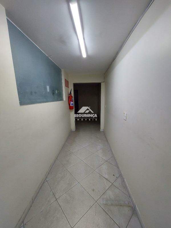 Sala para aluguel no Centro: HALL