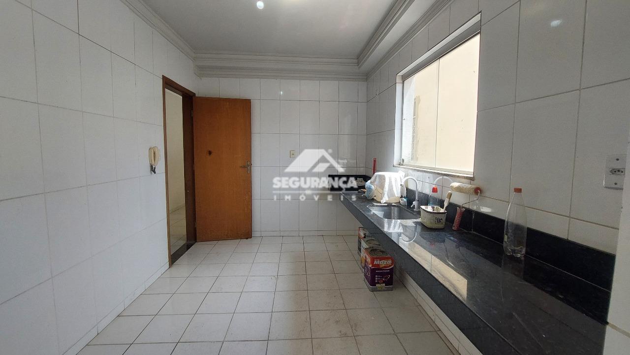 Apartamento para aluguel no São Pedro: COZINHA