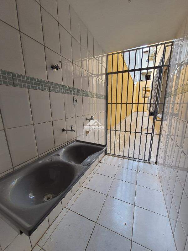 Apartamento à venda no VALE VERDE: AREA DE SERVICO