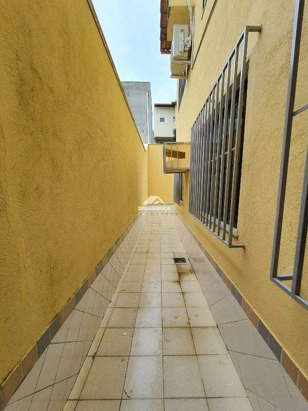 Apartamento à venda no VALE VERDE: CORREDOR LATERAL
