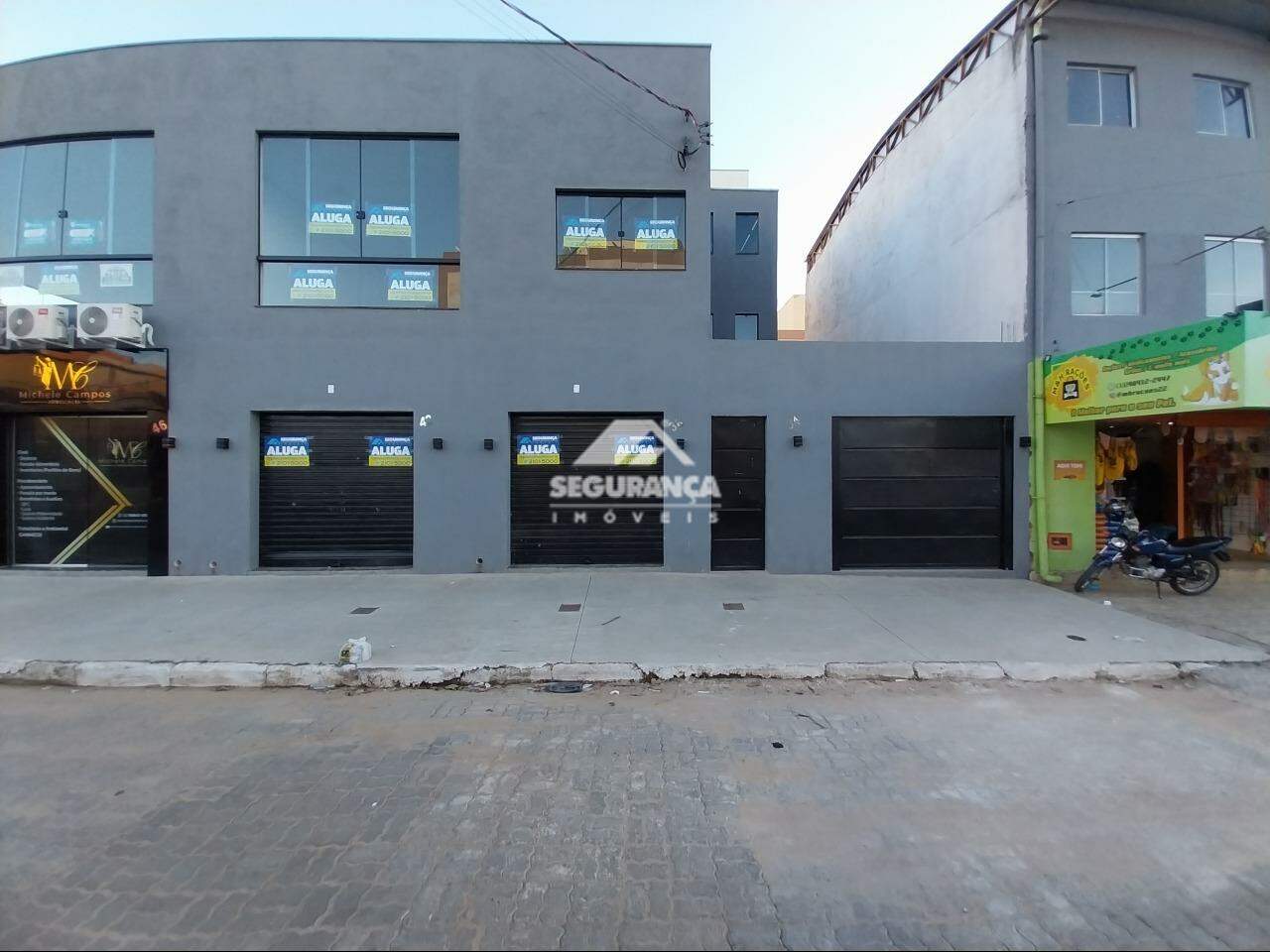 Sala para aluguel no TIRADENTES: FACHADA