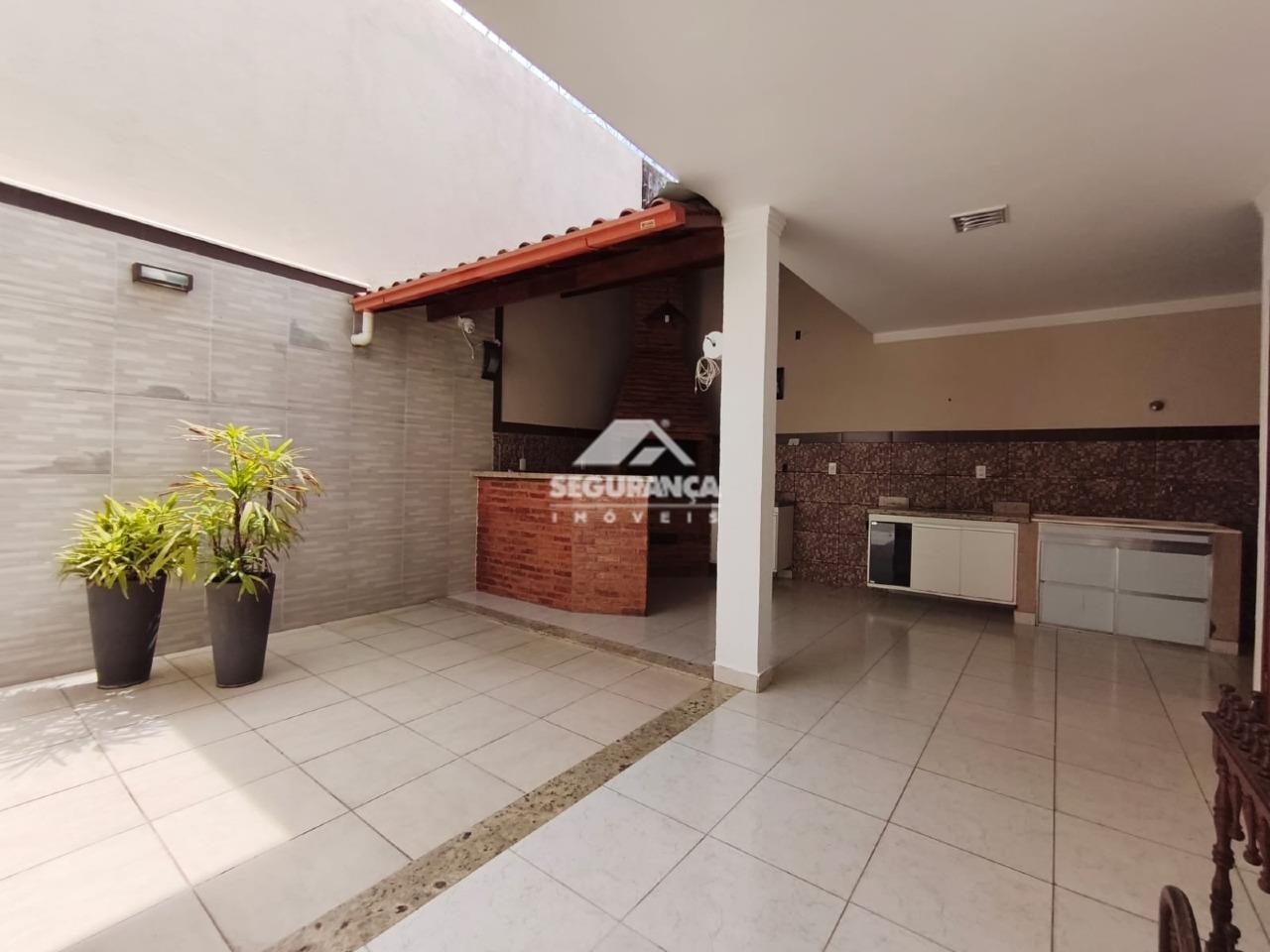 Casa à venda no GRA DUQUESA: 