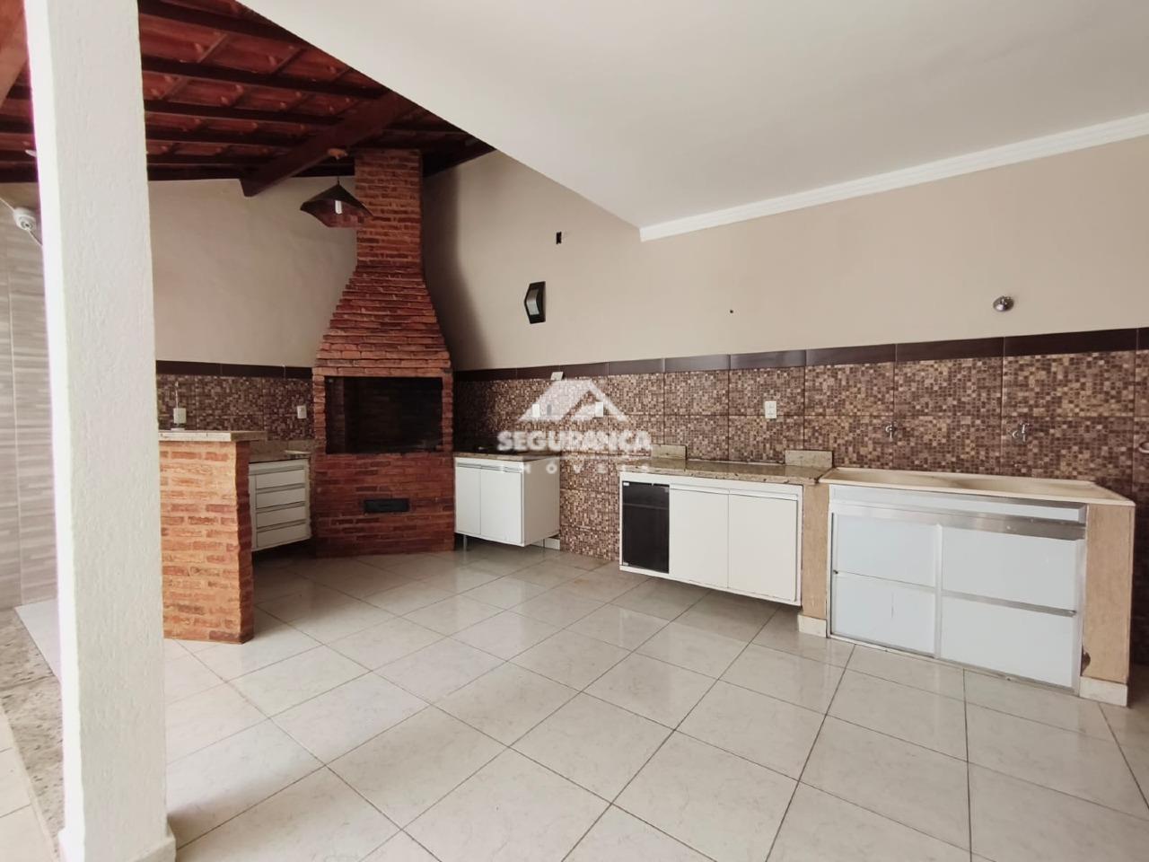 Casa à venda no GRA DUQUESA: 