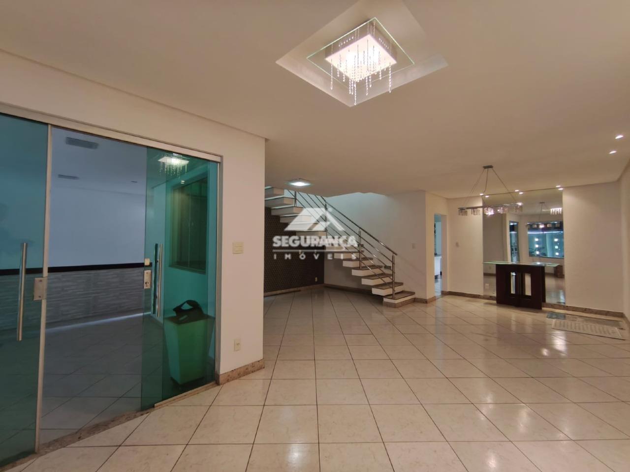 Casa à venda no GRA DUQUESA: 