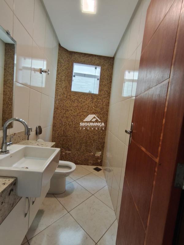 Casa à venda no GRA DUQUESA: 