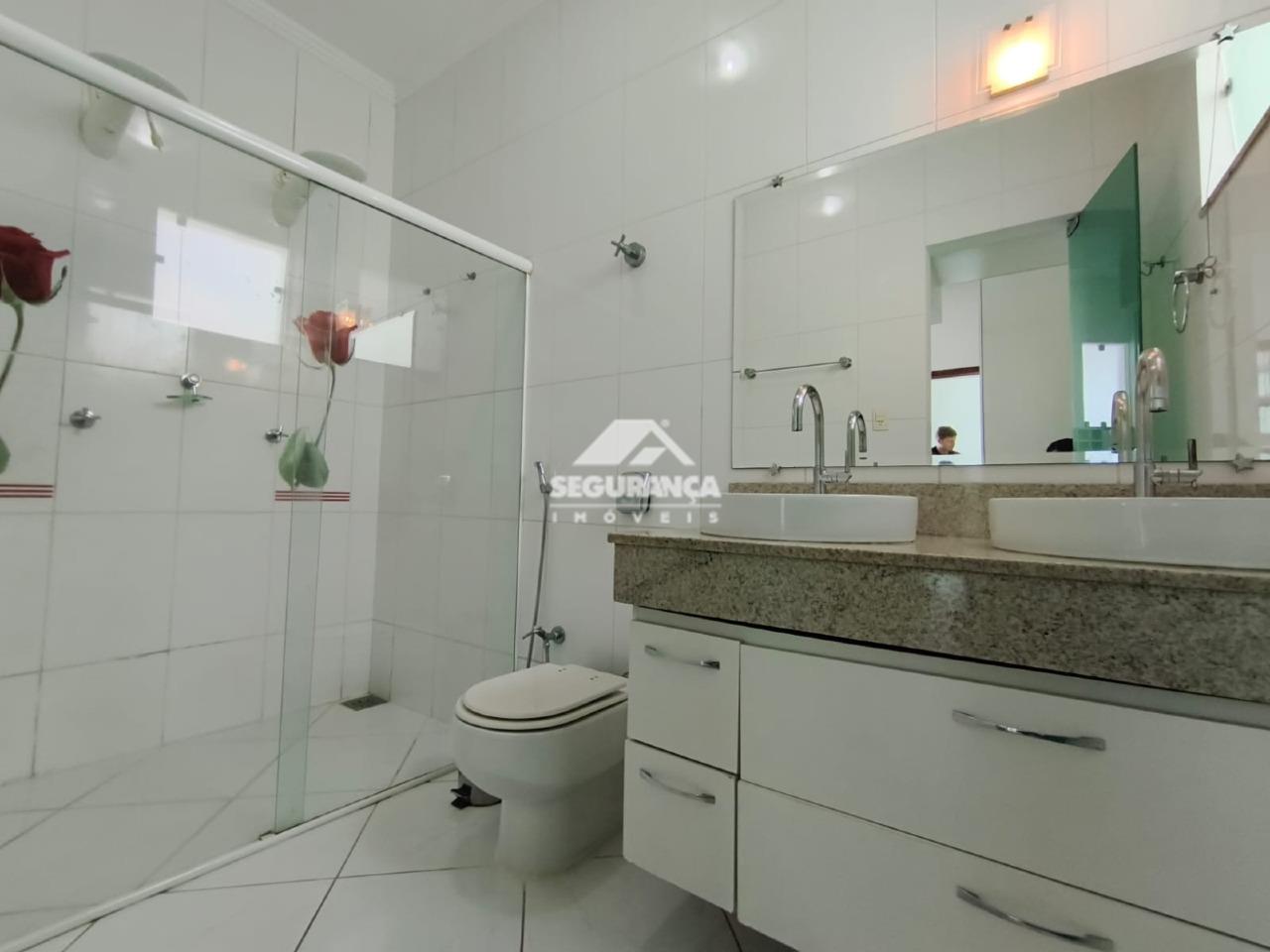 Casa à venda no GRA DUQUESA: 