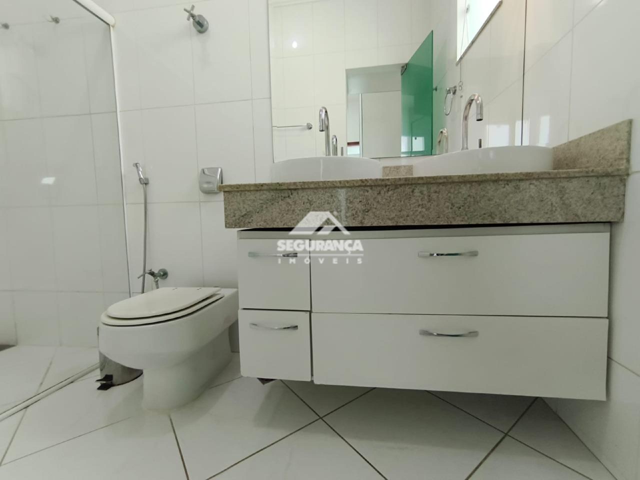 Casa à venda no GRA DUQUESA: 