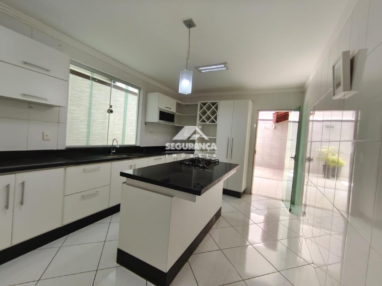 Casa à venda no GRA DUQUESA: 