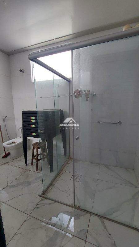 Galpão para aluguel no Lourdes: BANHEIRO SUÍTE