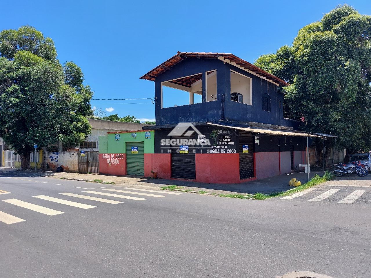 AREA para aluguel no São Pedro: FACHADA 