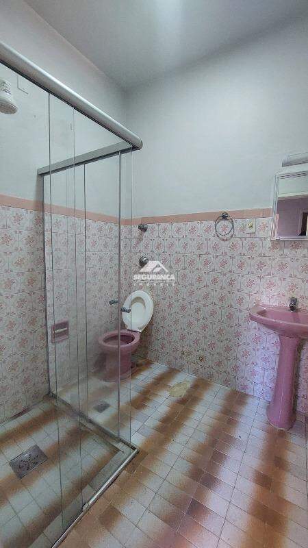 Casa para aluguel no SANTA TEREZINHA: BANHEIRO SOCIAL