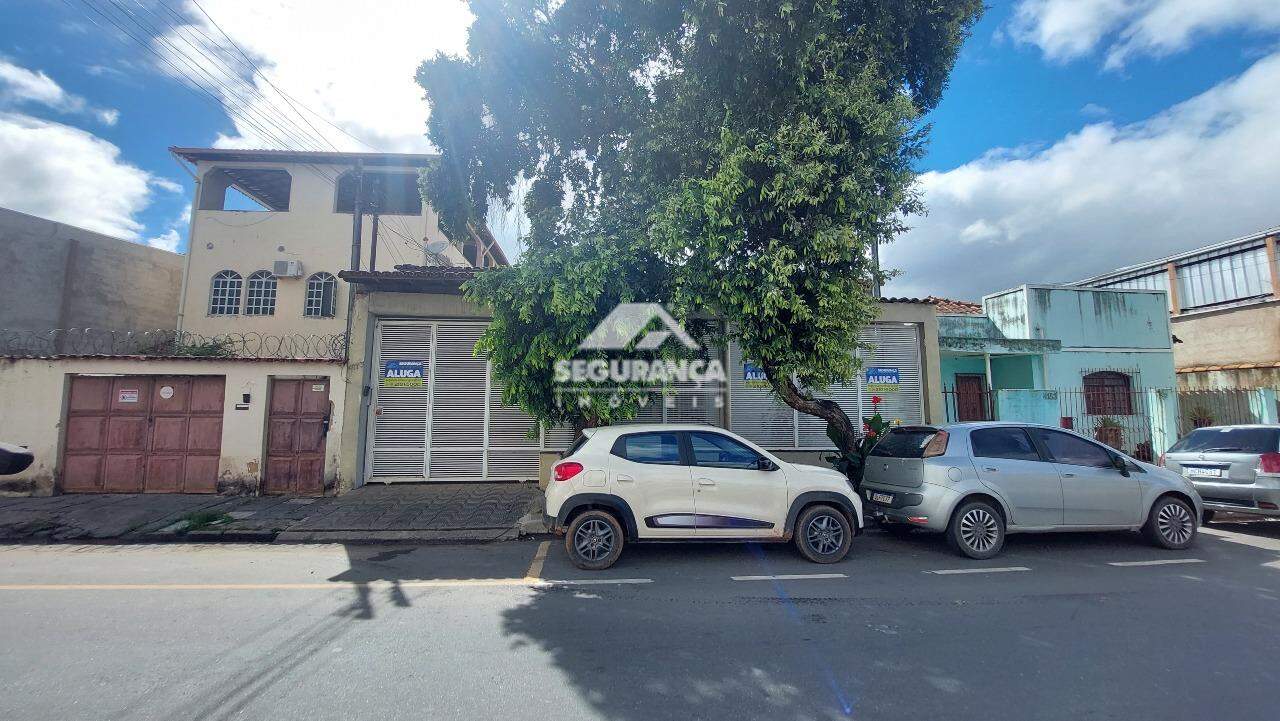 Casa para aluguel no SANTA TEREZINHA: FACHADA 