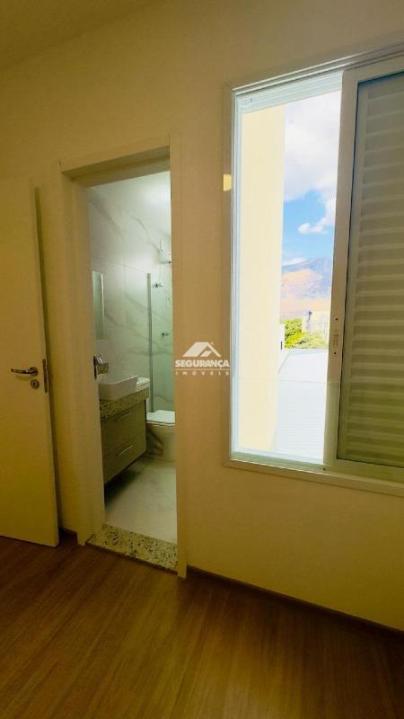 Apartamento à venda no ESPLANADINHA: 